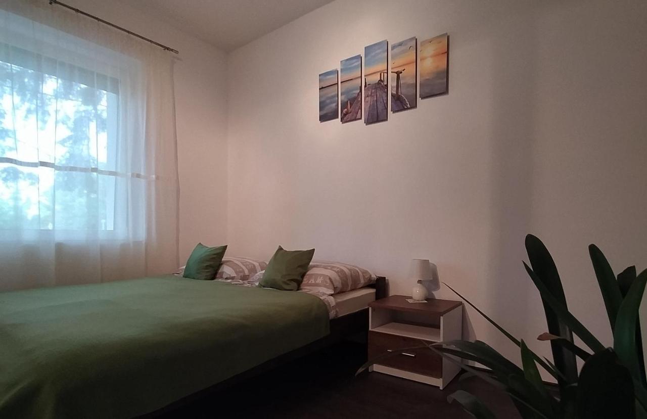Elizabeth Vendégház Balatonfűzfőn a Strandnál Balatonfuzfo Exterior foto
