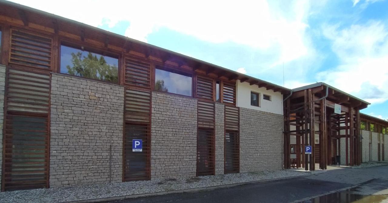 Elizabeth Vendégház Balatonfűzfőn a Strandnál Balatonfuzfo Exterior foto