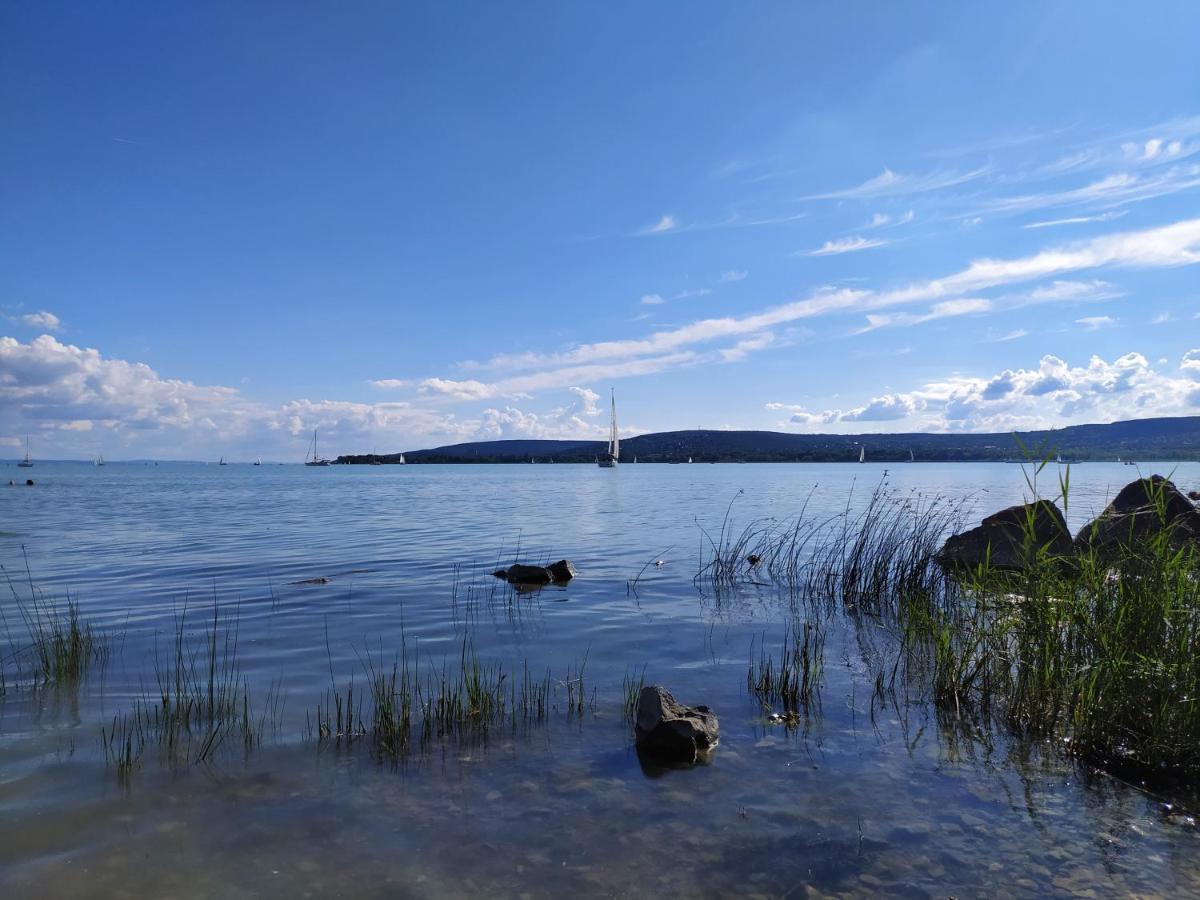 Elizabeth Vendégház Balatonfűzfőn a Strandnál Balatonfuzfo Exterior foto